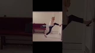 Be Like Paris Geller シ