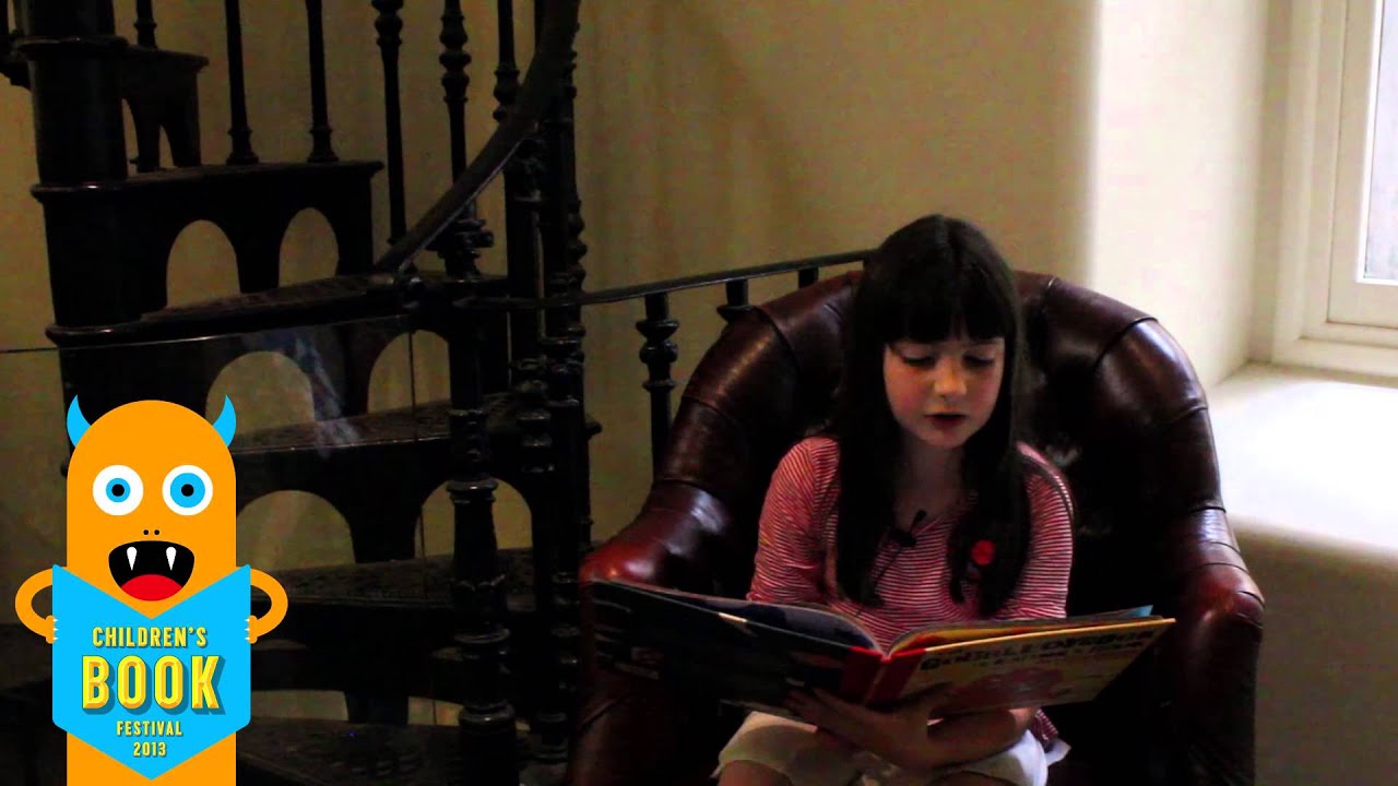 100 readers at the Children's Book Festival - Isabella