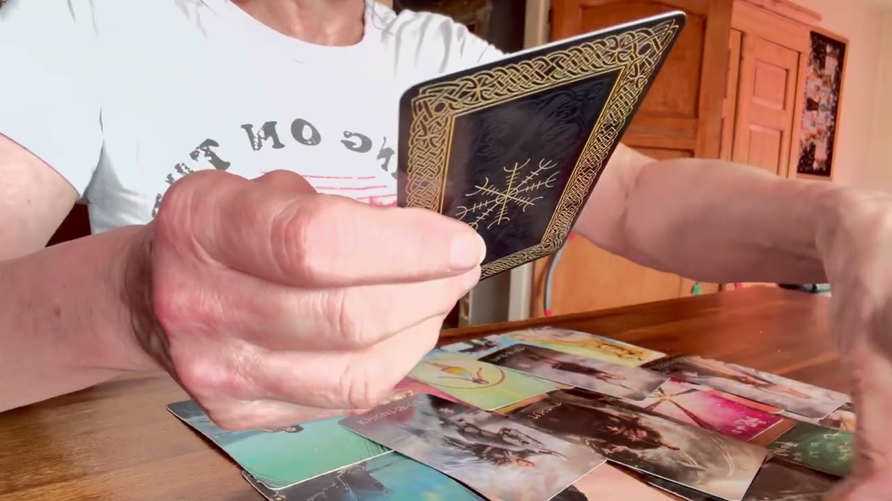 ❤️❤️Jemand meldet sich bei Dir❤️❤️