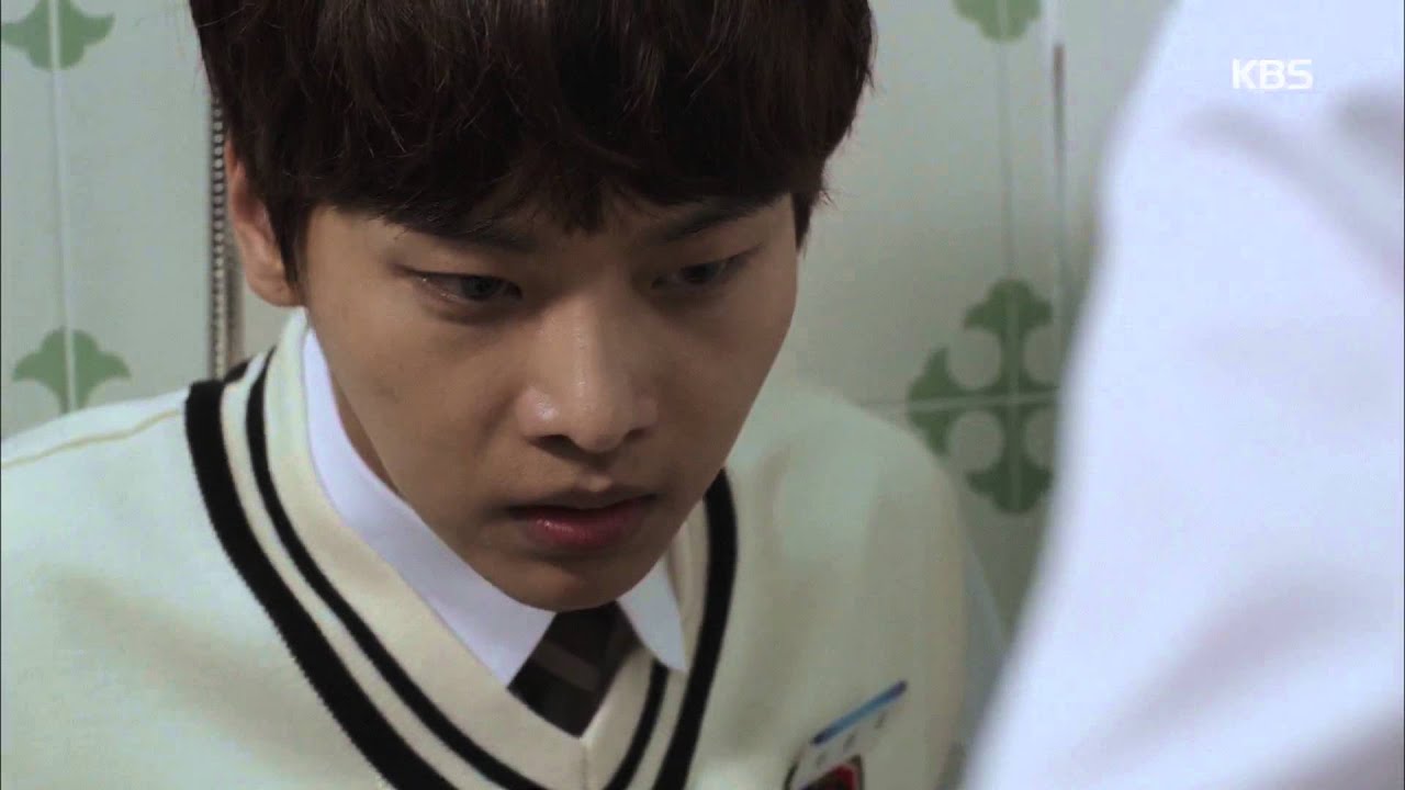 [kbs world] 발칙하게 고고 - 차학연, 신체접촉장애때문에 지수 자해에도 ‘멀뚱’.20151006