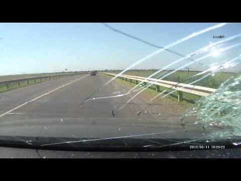 Deadly brick, the worst accident ever (Кирпич со встречки)