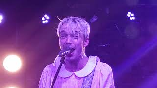 Badflower - Heroin (Live)