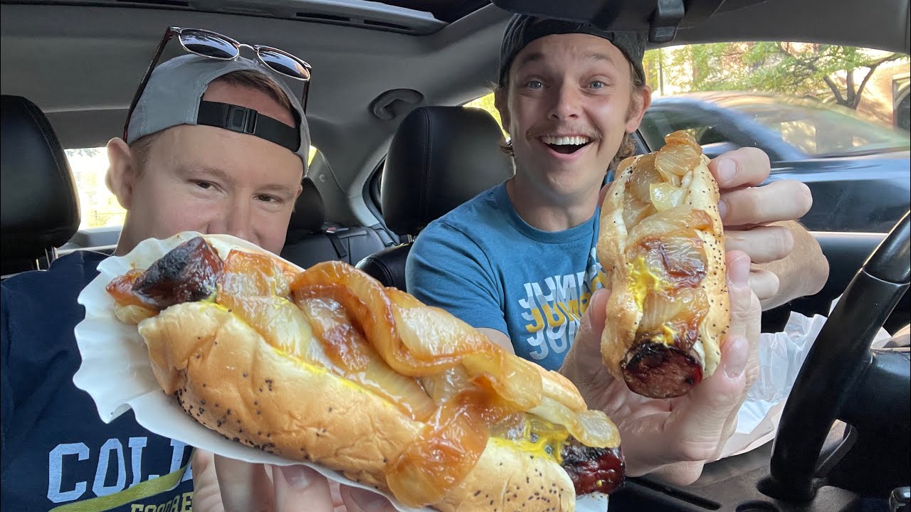 [LIVE] Portillo’s Maxwell Street Polish Sausage Review DOWNTOWN