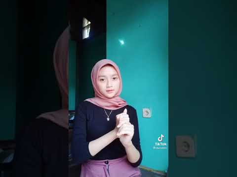 Tiktok jilbab ketat SMP