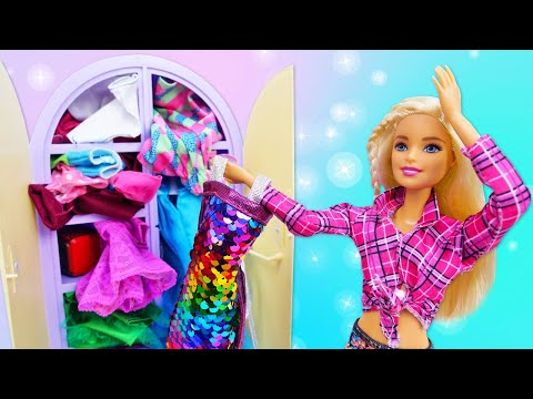 Barbie organise un vide-grenier. Vidéo pour filles avec les poupées