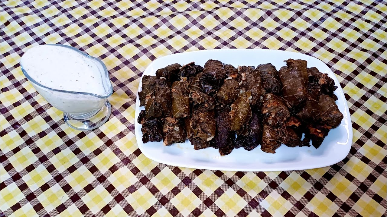 ЛОЗОВИ САРМИ С КАЙМА