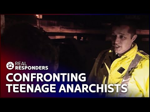 CRIMEFIGHTERS - TEEN ANARCHISTS SET FIRE TO ABANDONED HOUSES