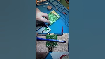 Soldering SMD parts on a hot plate
