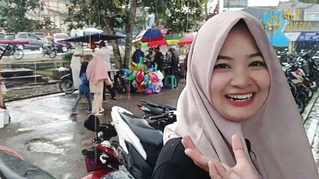 ORANG ORANG PADA MELIRIK!! CANTIKNYA SINGLE MOM NENG INTAN BERBURU TAKJIL DI ALUN ALUN JAMPANGKULON