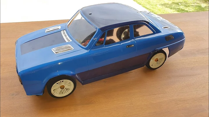 1/10 Isuzu Bellett RC Car on an Xray T4 Chassis 2S