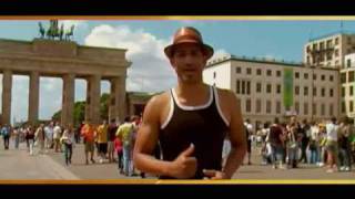 Video thumbnail of "Roberto Kel Torres - Alle lieben Berlin"