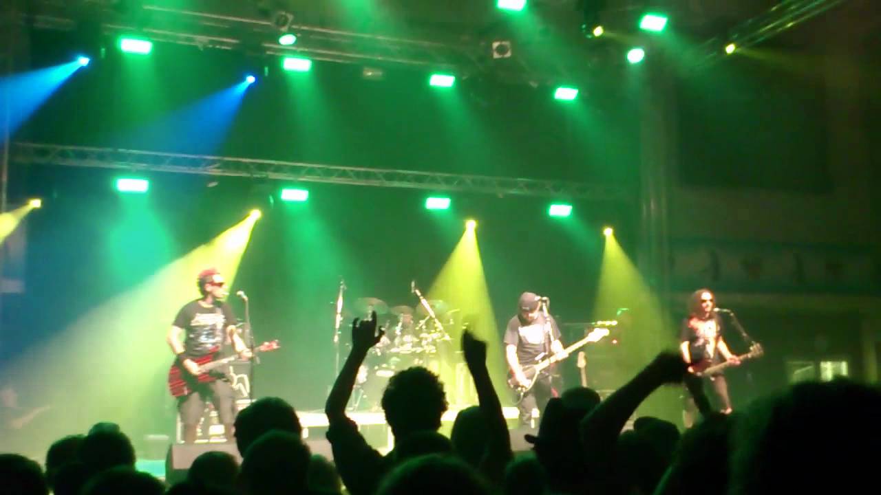 Horkýže Slíže - Je to fajn-Holandska (Levice Live)