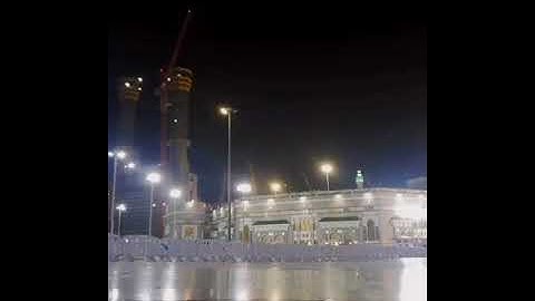 من داخل الحرم المكي تسجيل آيات من سورة إبراهيم للشيخ عبدالله الجهني