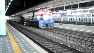 7402호 디젤기관차 익산발 용산행 새마을호 1168 열차 수원역 발차