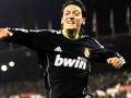la cancion de mesut özil