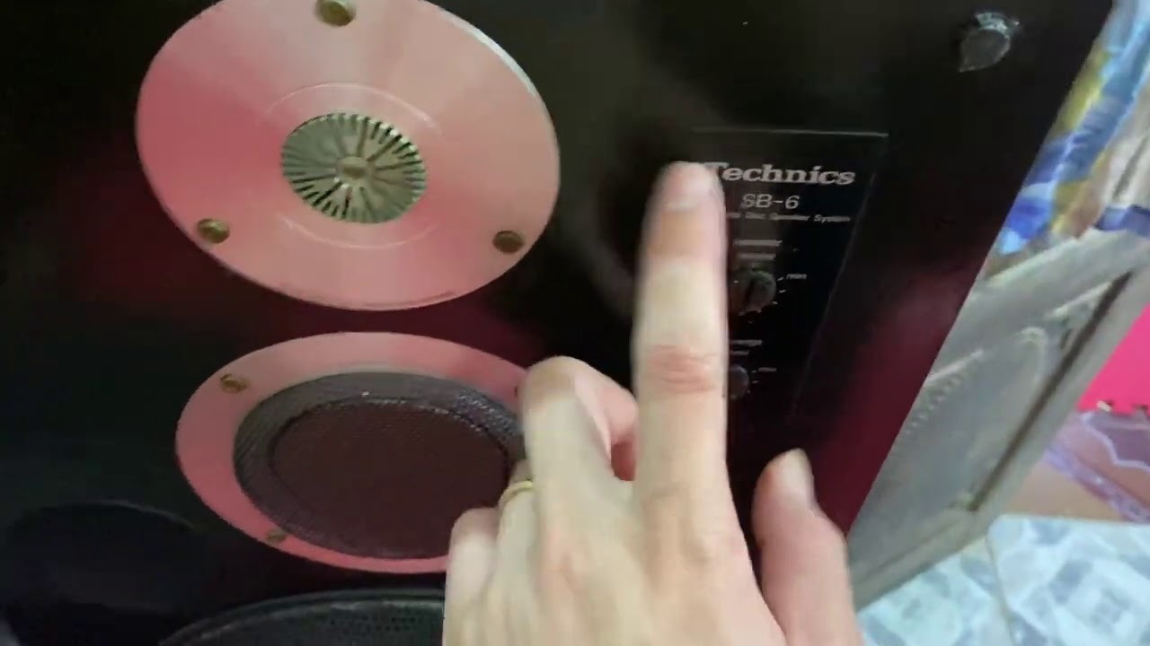 Các bác vào chọn loa. Diaotne 73D giá 8 triệu thôi ạ.