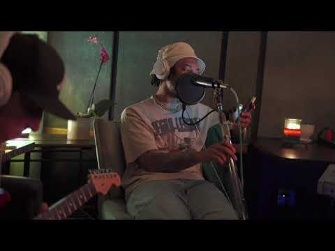 Elhae - "My City" (Studio Jam Session)