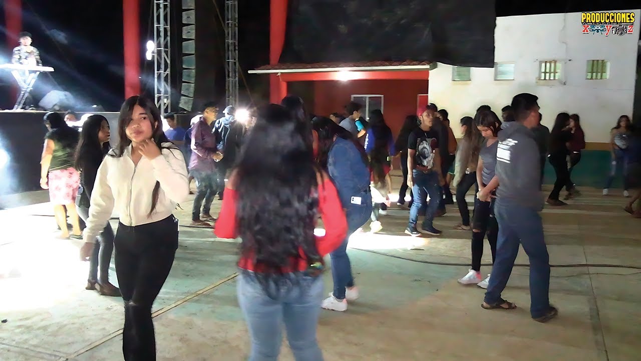 GRUPO FURIOSO MUSICAL (GRADUACION DE ANGEL GABRIEL) EN CERRO NIÑO NOPALA PARTE 2