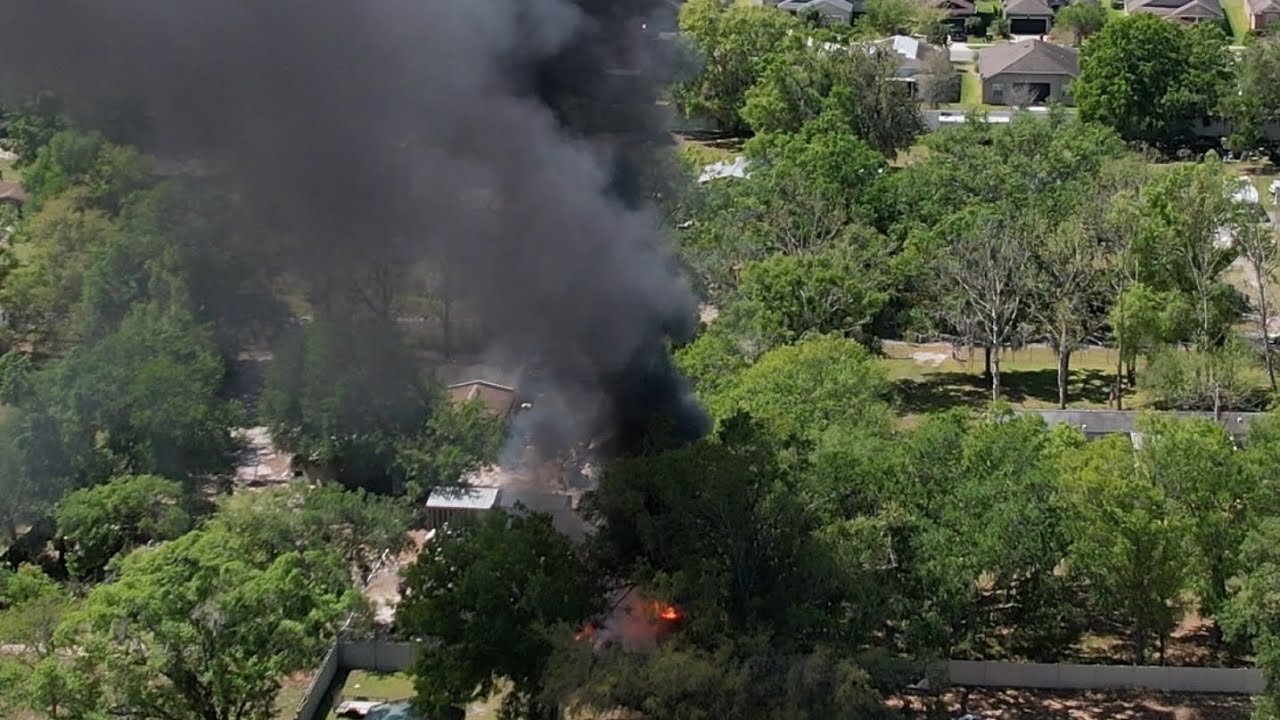 MOBILE HOME FIRE IN FLORIDA / 2025 - YouTube