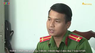 Xót xa Bé 2 tuổi lặng nhìn cha 'sát hại' mẹ trong lúc nóng giận | Toàn Cảnh 24h