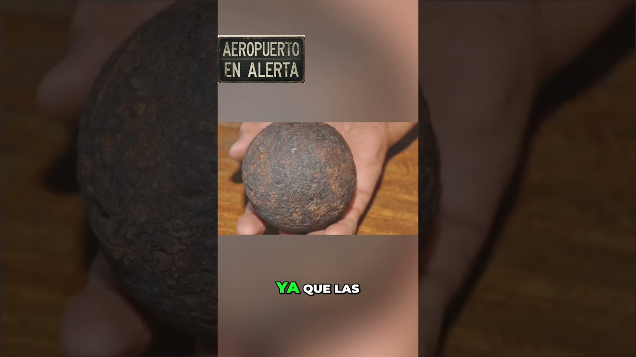 Pasajero Llevaba Bolas de Mortero en Avión: ¡Increíble Hallazgo! #shorts