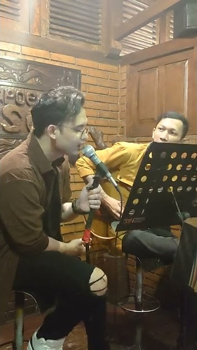 penyanyi ganteng bersuara merdu