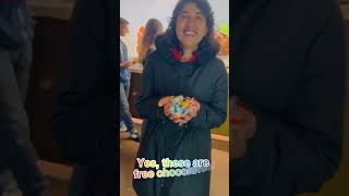 Do you know that you get free chocolates when you visit Lindt Home of Chocolates?