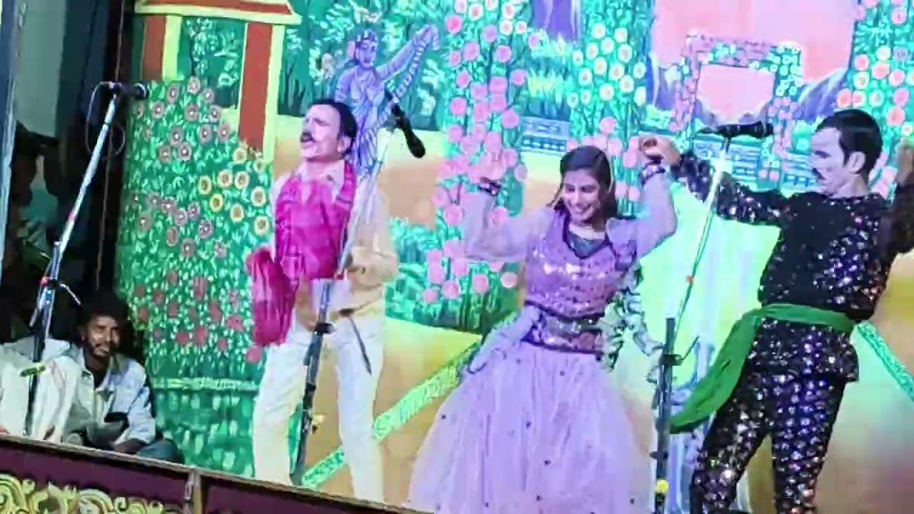 ಕೆಚ್ಚೆದೆ ವೀರನಿಗೆ ಕೊಚ್ಚಿ ಹೋದ ದನಿಕರ ಅರ್ಥ ರೈತನ ರಾಜ್ಯದಲ್ಲಿ ರಾಕ್ಷಸರ ದರ್ಬಾರ್ ಸುಂದರ ಸೋವೇನಹಳ್ಳಿ ಹಾಸ್ಯ ಪಾತ್ರ 