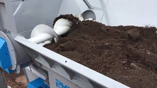 Bulk Bagging Compost, Soil, Bark | RMGroup