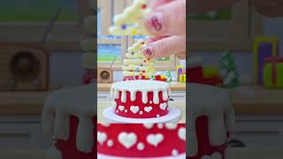 Christmas Cake!  #cake #cakes #cakeshorts #minicake #miniaturecake #miniature #minifood #mini #cook