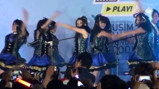 Video thumbnail of "[FANCAM] JKT48 - Flying Get at HS Manatsu No Sounds Good Balai Kartini 230220014"