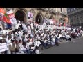 Ref:bEf0YSvtrQ8 06-tous ensemble devant le grand op�ra de paris le 17 janvier 2013