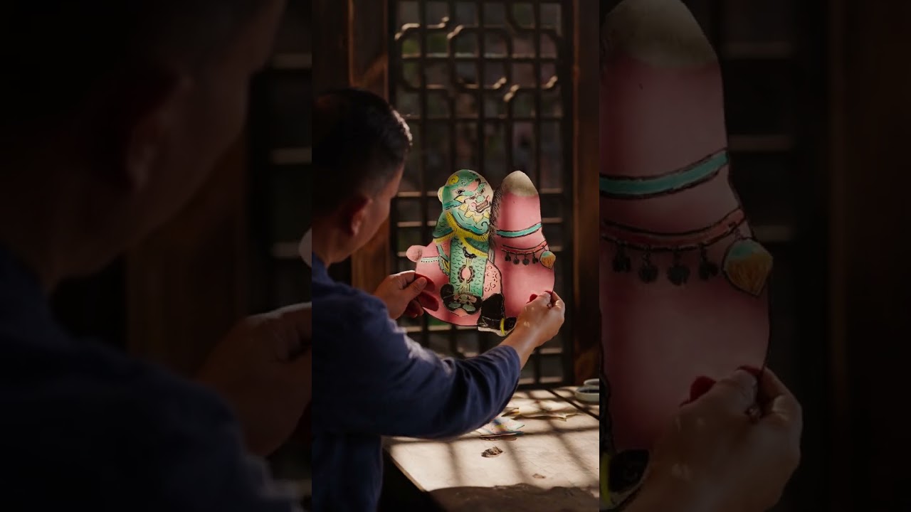 Slow Living in the Chinese Countryside | Shadow puppetry