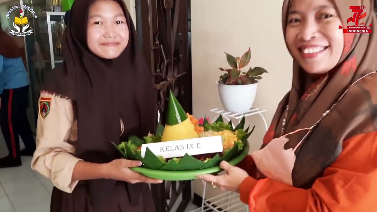 Lomba Tumpeng HUT RI Ke 77