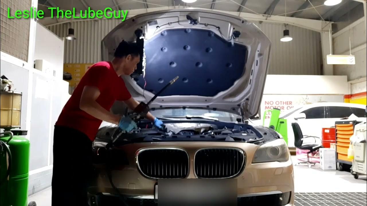 BMW 750 Li Engine Oil Change with Oil Filter, Oil reset - YouTube
