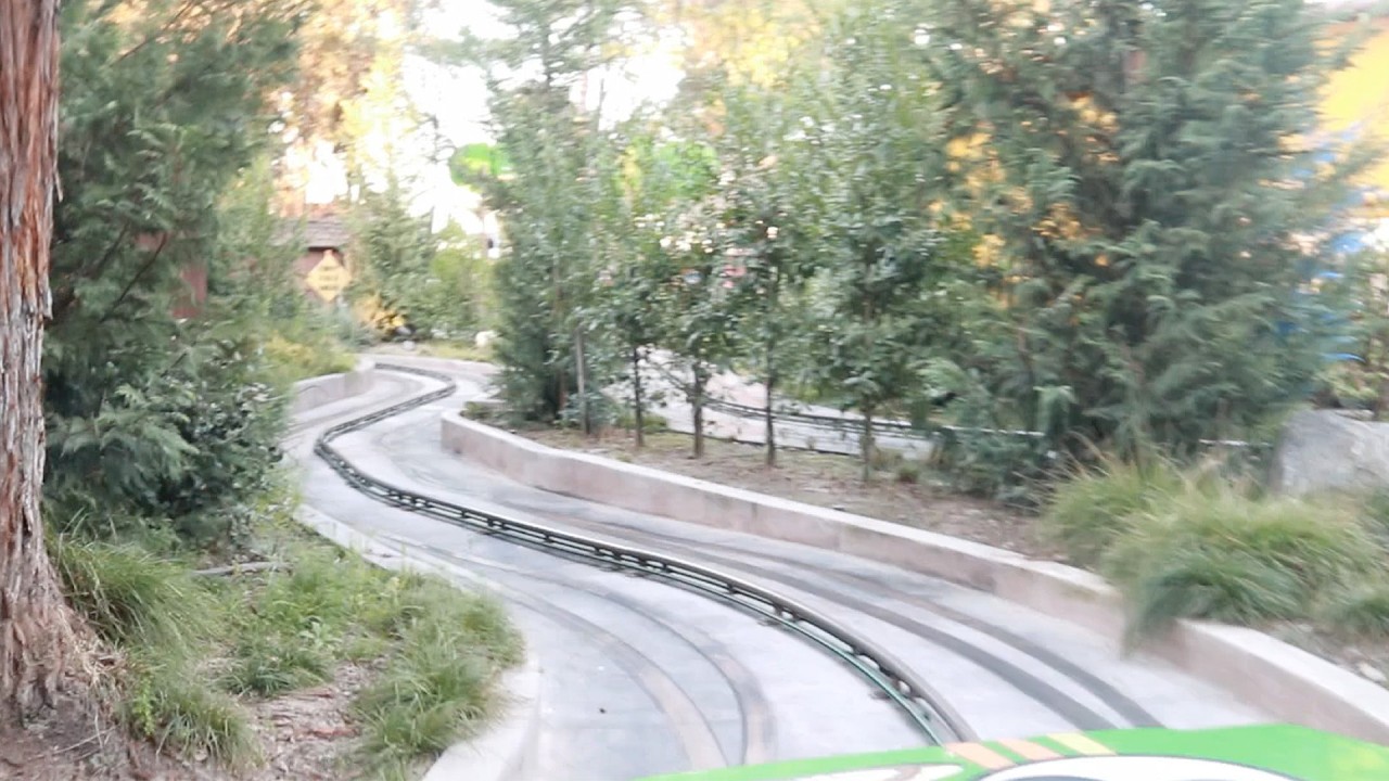 LEARNING HOW TO DRIVE IN CAMP SNOOPY KNOTT'S BERRY FARM