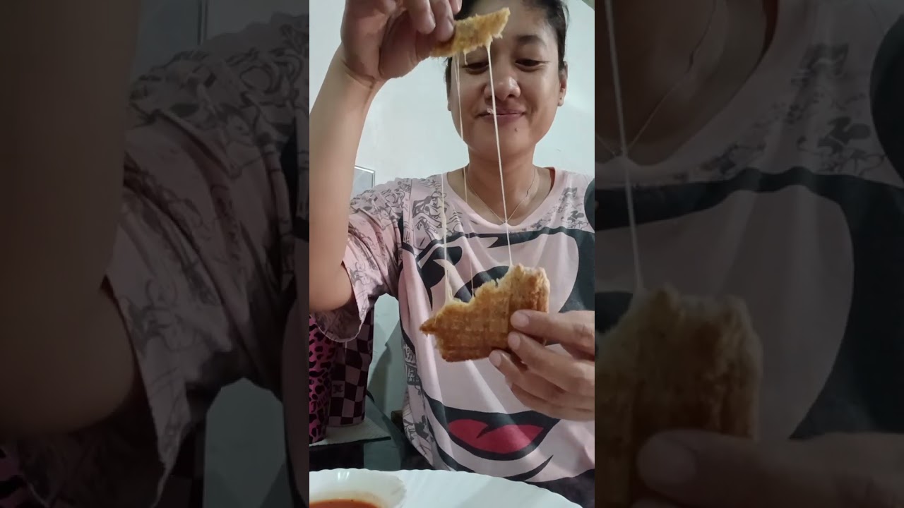 Grilled cheese and tomato soup#breakfast |daily life of a fulltime mom🥰 #youtubevideo #life daily