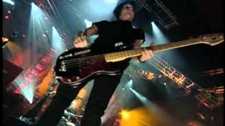 Video thumbnail of "Simple Plan - MTV Hard Rock Live - Me Against The World"