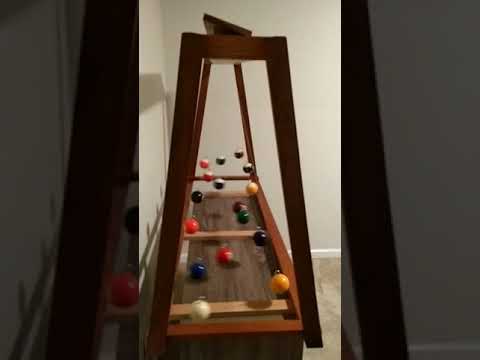 Pool ball pendulum wave V2