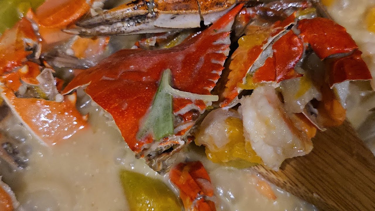 FILIPINO SPECIALTY,MIX VEGETABLES WITH SHRIMP & CRABS.YUMMY FOODIE,PINOY COOKING.