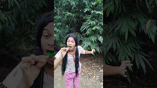ছোটবেলায় বরফ খাওয়ার জন্য মাকে যেভাবে বোকা বানাতাম ☺️