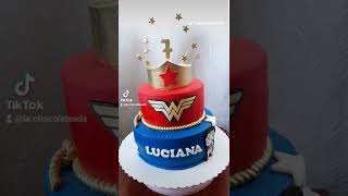Wonder Woman cake!! Pastel de Mujer Maravilla