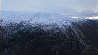 Norwegian mountains covered in snow, filmed in Lom and Skjåk. 28.10.2025 #norwegiannature #djiair3