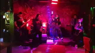 bianglala mel shandy || cover by surplus in roemput braga bandung ( lirik )