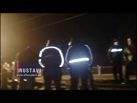 ხიდში სატვირთო გაიჭედა