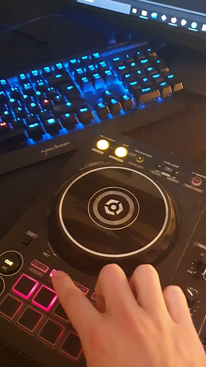 Reverse Songs on the DDJ400 / FLX4 | Chrsitmas 2024 🎅🏼🎄