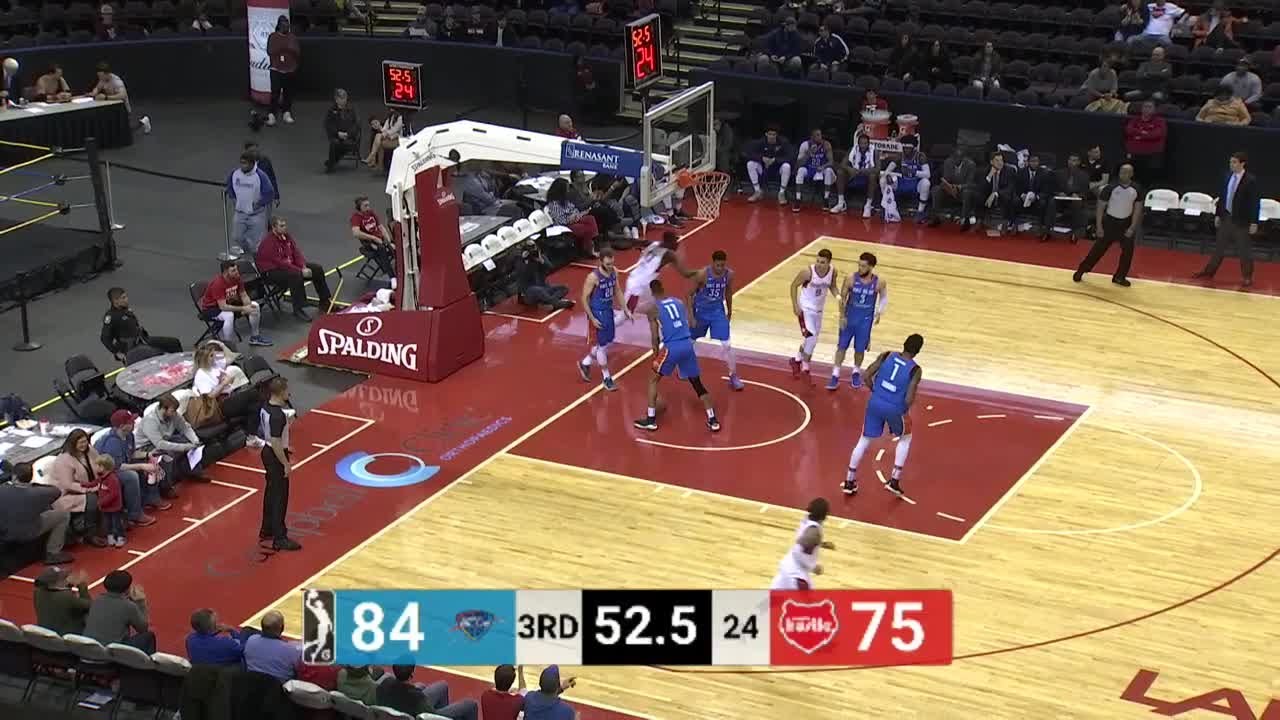 Trahson Burrell Posts 16 points & 16 rebounds vs. Oklahoma City Blue