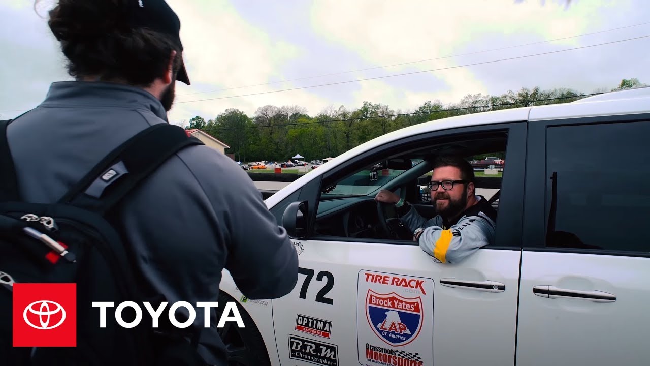 Toyota Sienna: Siennas Race in One Lap of America 2016 | Toyota