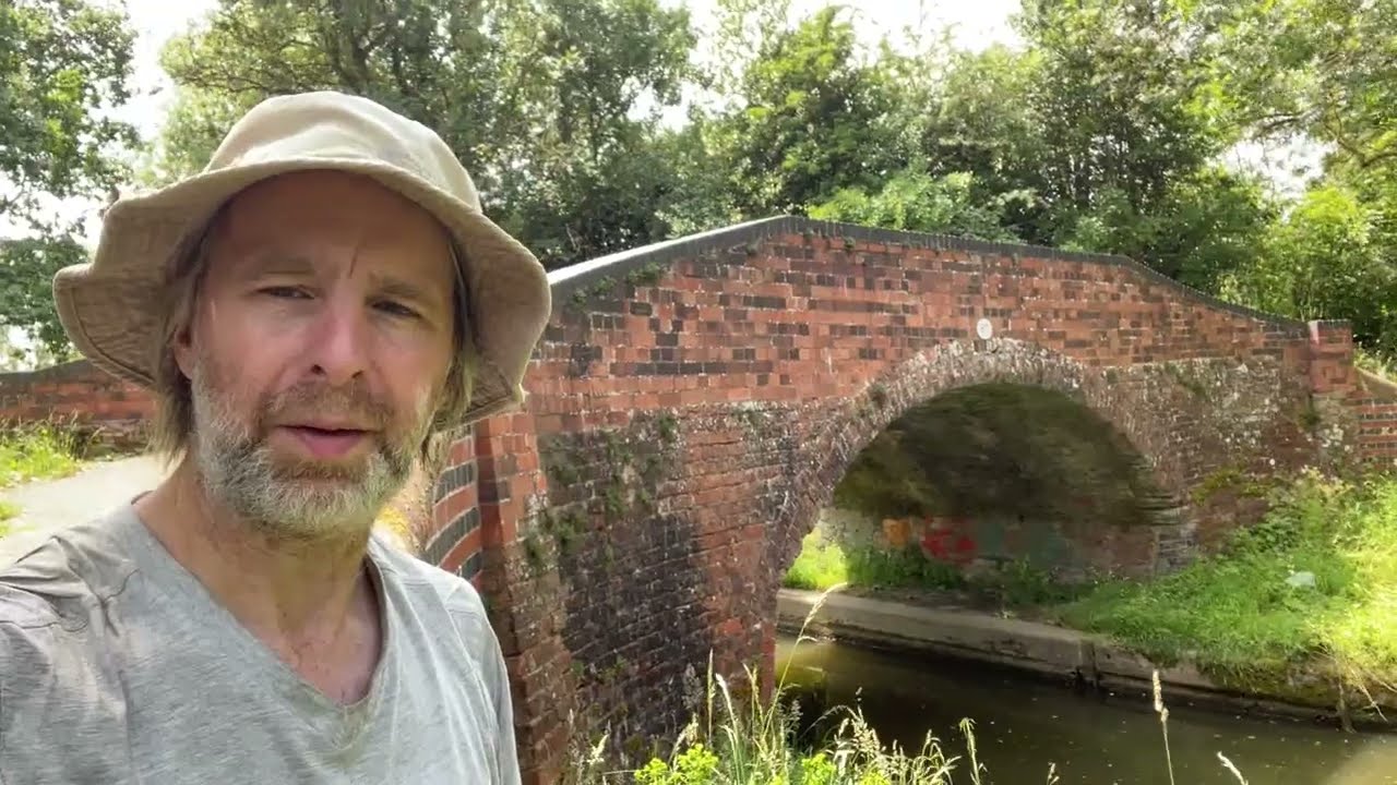 Walking the Grand Union Canal day 12: Leamington Spa - Olton