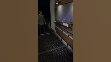 when you get 4 evidence of a mimic in phasmophobia #phasmophobia